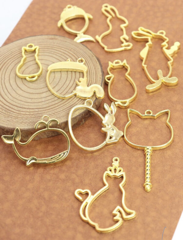 Bezel - Gold Characters (2pc)